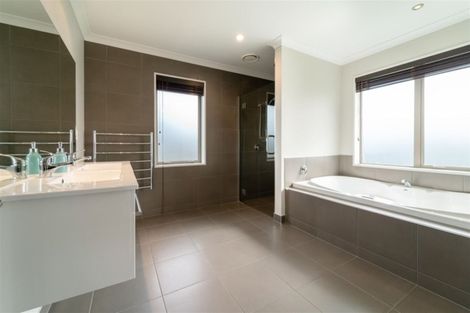 Photo of property in 63 Mcmahon Drive, Aidanfield, Christchurch, 8025