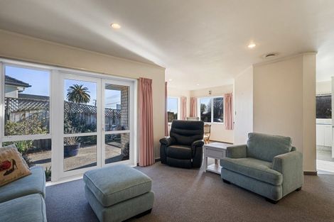 Photo of property in 174 Bath Street, Levin, 5510