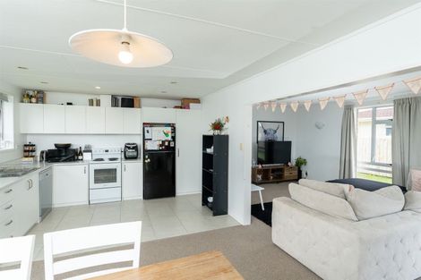 Photo of property in 2 Amethyst Place, Chartwell, Hamilton, 3210