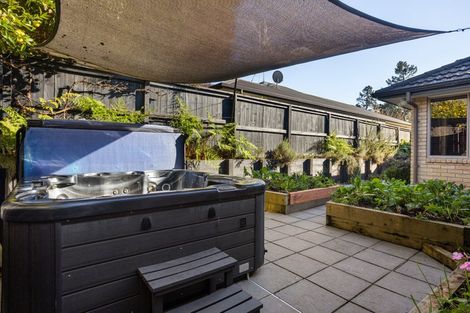 Photo of property in 14 Cabernet Close, Rototuna, Hamilton, 3210