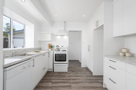 Photo of property in 11 Transom Close, Whitby, Porirua, 5024