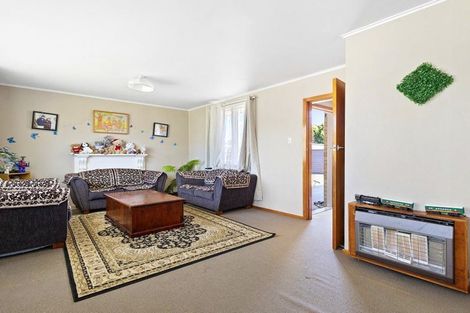 Photo of property in 4 Liston Crescent, Hillcrest, Hamilton, 3216