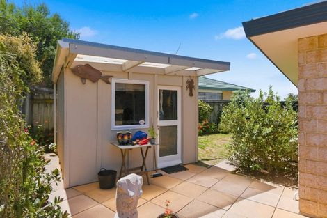 Photo of property in 10 Barrett Drive, Waikanae Beach, Waikanae, 5036