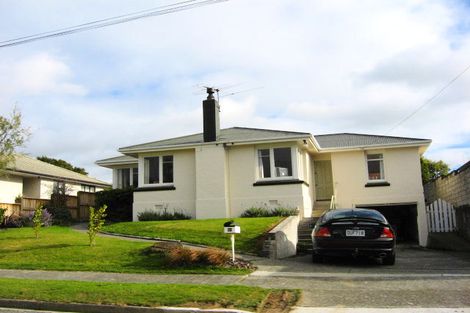 Photo of property in 20 Kowhai Avenue, Hargest, Invercargill, 9810