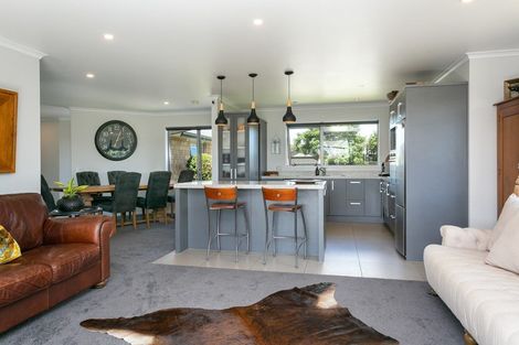 Photo of property in 8 Twin Willow Close, Cambridge, 3434