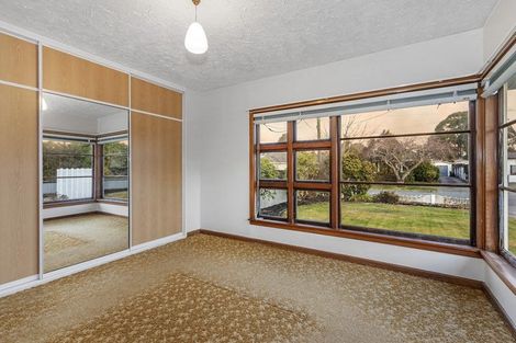 Photo of property in 10 Mappleton Avenue, Burnside, Christchurch, 8053