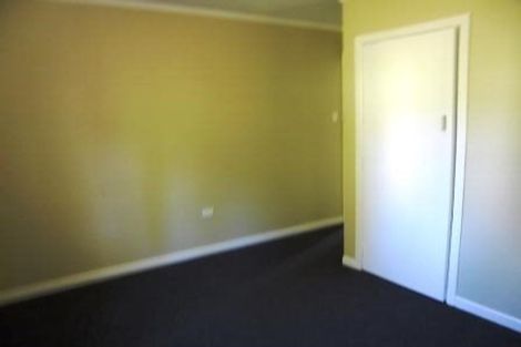 Photo of property in 27 Sheridan Drive, New Lynn, Auckland, 0600