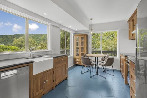 Photo of property in 2/55 Waitohu Road, York Bay, Lower Hutt, 5013