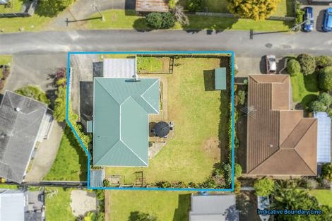 Photo of property in 35 Youngs Road, Papakura, 2110