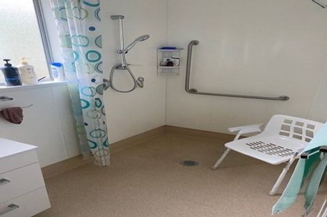 Photo of property in 10 Hillary Street, Tawa, Wellington, 5028