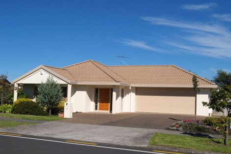 Photo of property in 22 Oakridge Way, Northpark, Auckland, 2013