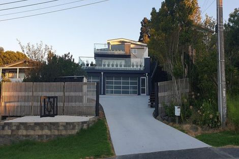 Photo of property in 10 Scott Road, Stanmore Bay, Whangaparaoa, 0932