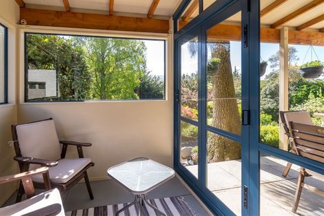 Photo of property in 1 Saint Ronans Road, Macandrew Bay, Dunedin, 9077