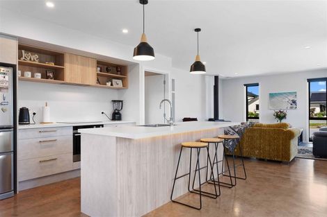 Photo of property in 9 Johnson Avenue, Amberley, 7410