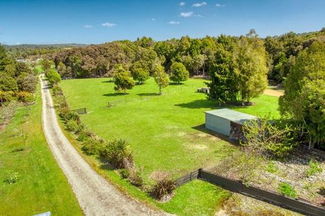 Photo of property in 427a Maori Creek Road, Marsden, Arnold Valley, 7872