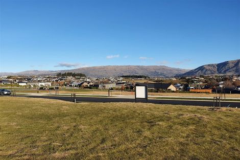 Photo of property in 51 Clearview Street, Wanaka, 9305