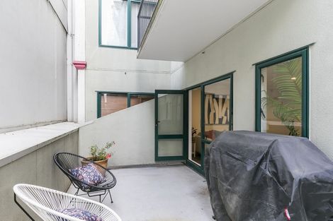 Photo of property in Courtenay Apartments, 201/120 Courtenay Place, Te Aro, Wellington, 6011