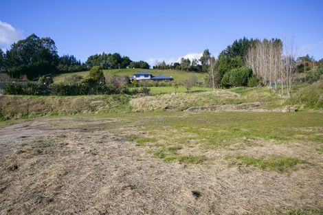 Photo of property in 10 Willow Lane, Acacia Bay, 3385