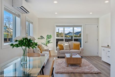 Photo of property in 2/54 Garreg Road, Bryndwr, Christchurch, 8052