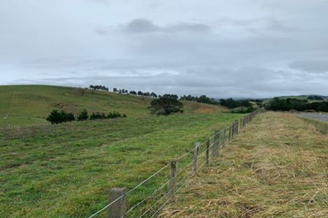 Photo of property in 2 Akaroa Road, Poraiti, Napier, 4112