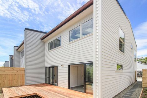 Photo of property in 1/7 Grays Road, Plimmerton, Porirua, 5026