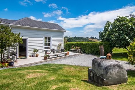 Photo of property in 451 Pah Hill Road, Wharehine, Wellsford, 0973