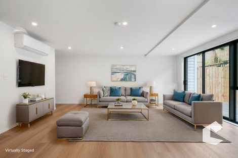 Photo of property in 3/11 Rengarenga Rise, Fairview Heights, Auckland, 0632