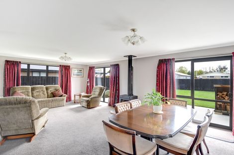 Photo of property in 16 Cross Street, Milton, 9220