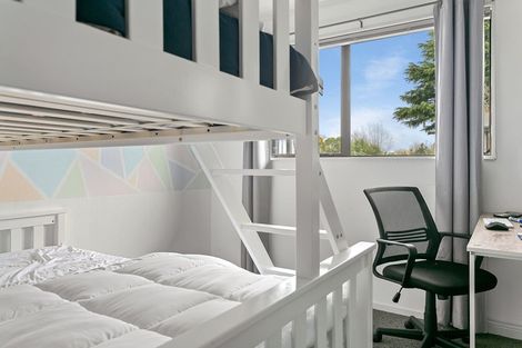 Photo of property in 90 Taharepa Road, Hilltop, Taupo, 3330