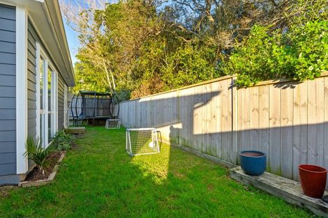 Photo of property in 8 Waititiro Rise, Stanmore Bay, Whangaparaoa, 0932