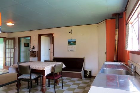 Photo of property in 829 Rings Road, Coromandel, 3506