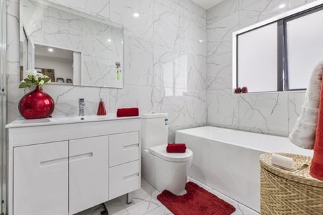 Photo of property in 10a Staines Avenue, Mangere East, Auckland, 2024