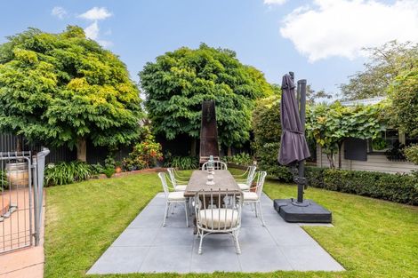 Photo of property in 610 Avenue Road West, Saint Leonards, Hastings, 4120