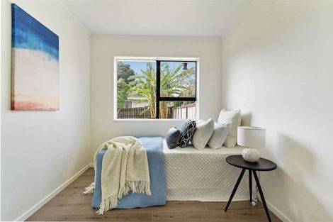 Photo of property in 1/12 Frobisher Way, Clendon Park, Auckland, 2103