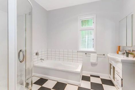 Photo of property in 25 Gordon Road, Plimmerton, Porirua, 5026