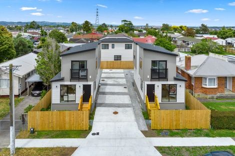 Photo of property in 133f Manuroa Road, Takanini, 2112