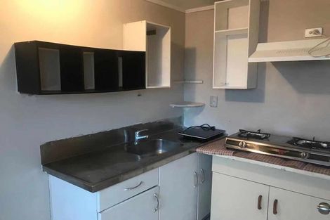 Photo of property in 19 Sunhaven Avenue, Glenfield, Auckland, 0629