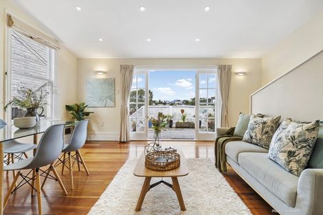 Photo of property in 32 Charlotte Avenue, Brooklyn, Wellington, 6021