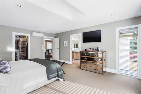 Photo of property in 54 Idris Road, Fendalton, Christchurch, 8052