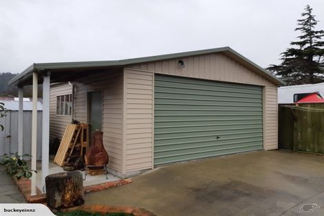 Photo of property in 80 Main Road, Wainuiomata, Lower Hutt, 5014