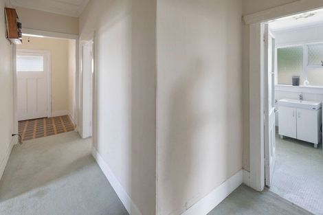 Photo of property in 34 High Street West, Waitara, 4320