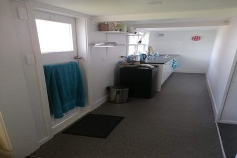 Photo of property in 42 Evans Bay Parade, Roseneath, Wellington, 6021