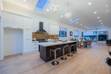 Photo of property in 2 Craigs Way, Hobsonville, Auckland, 0616