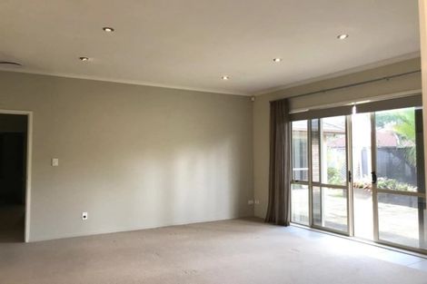 Photo of property in 3 Stornaway Drive, Flat Bush, Auckland, 2016