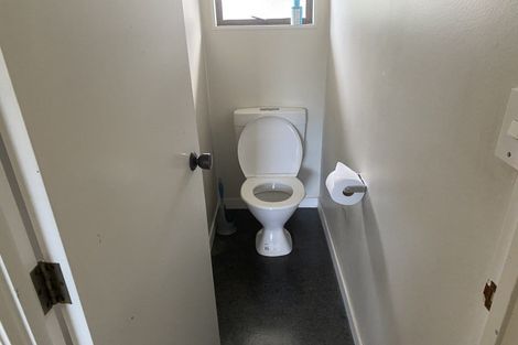 Photo of property in 98 Resolution Road, Welcome Bay, Tauranga, 3112