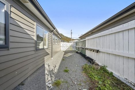 Photo of property in 94 Farmer Crescent, Taita, Lower Hutt, 5011
