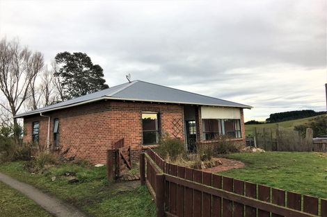 Photo of property in 124 Benhar Road, Benhar, Balclutha, 9272