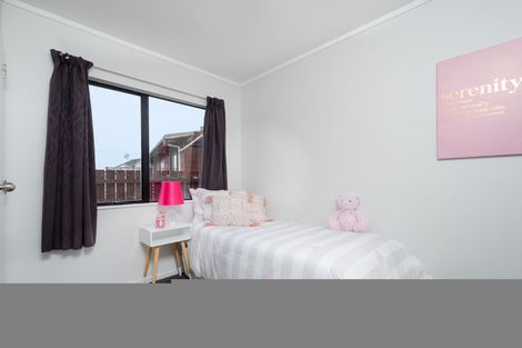 Photo of property in 5 Posa Avenue, Henderson, Auckland, 0612