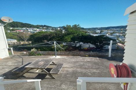 Photo of property in 5 Claremont Grove, Mount Victoria, Wellington, 6011