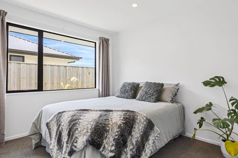 Photo of property in 1 Stonyer Street, Woodend, 7610